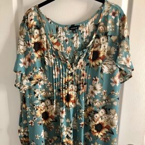 Torrid Sunflower Chiffon Blouse Size 4 🌻